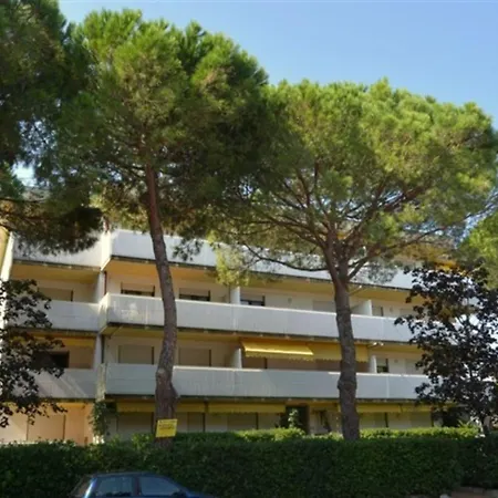 Apartment Cozy Near The In Lignano Lignano Sabbiadoro