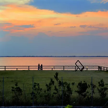Cozy Near The In Lignano Appartamento Lignano Sabbiadoro