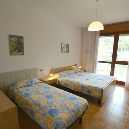Apartment Cozy Near The In Lignano